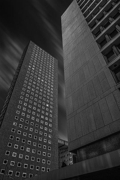 Wolkenkrabber in Rotterdam. van Martin van Lochem