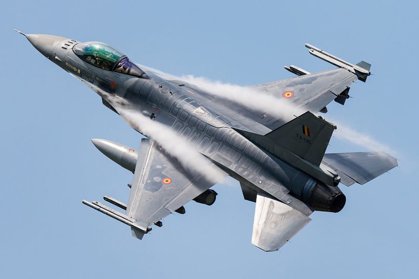 Avion de chasse F-16 par KC Photography