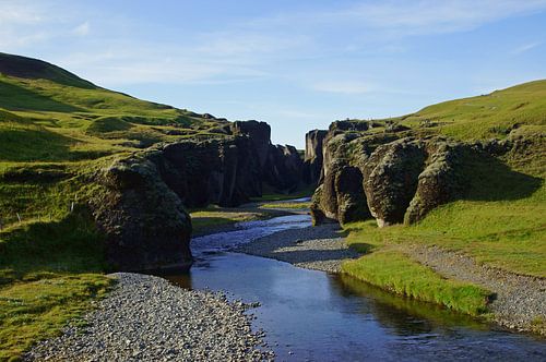 IJsland, de Fjaðrárgljúfur kloof