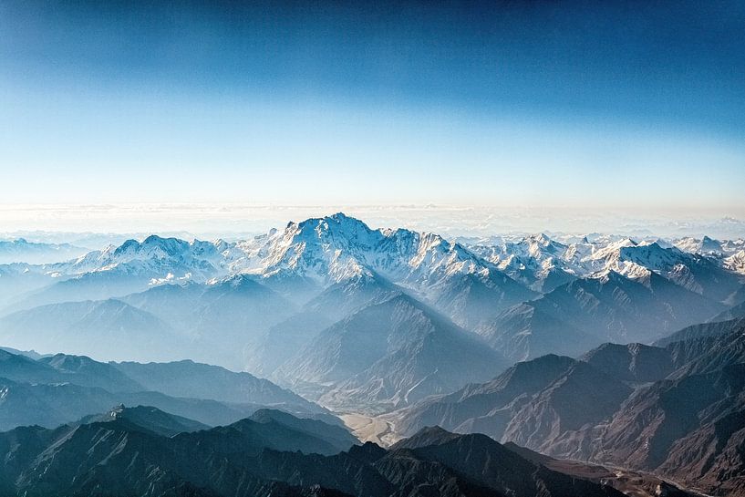 Mount Everest by Hello Pompoyo