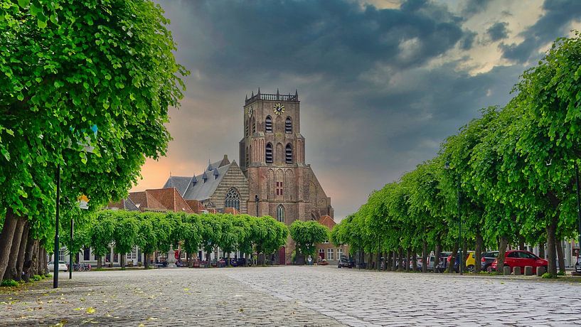 Picturesque Geertruidenberg by Harry Hadders Design