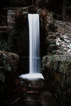 Chute d'eau sur Stefanie Hürrich