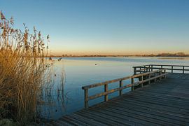 Zondagmorgen glorie bij het Valkenburgse meer van Loes Huijnen