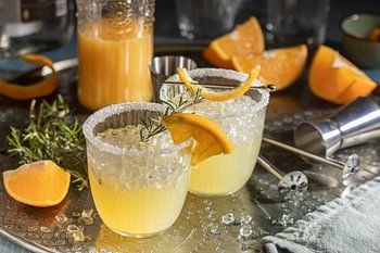 orange rosemary gin tonic