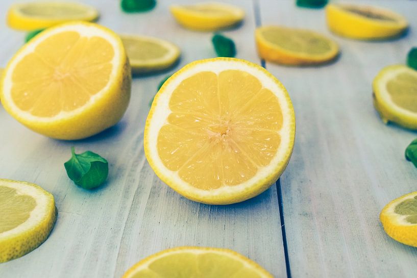 Lemons by Pix-Art By Naomi.k