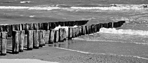 Golfbrekers strand Domburg