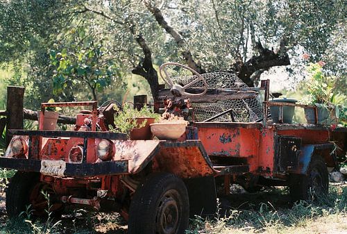 Verlassenes Auto (35mm Film)