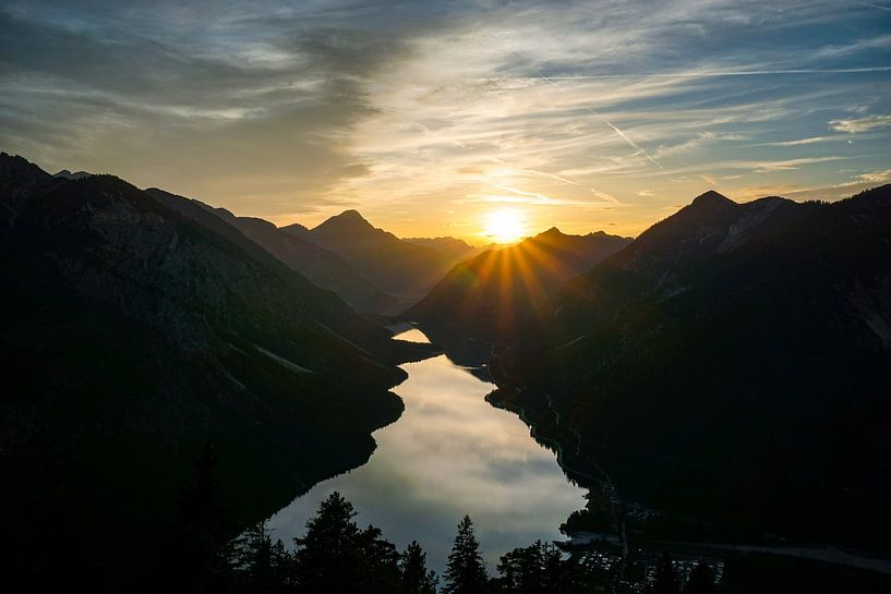 Sunset at Plansee by Leo Schindzielorz