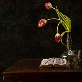 Still life with tulips by Frank Lavooij