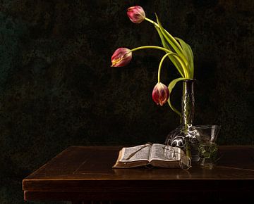 Stilleben mit Tulpen von Frank Lavooij