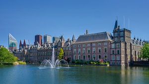 Der Binnenhof in Den Haag mit dem Hofvijver