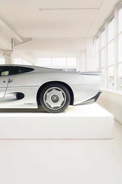 Jaguar XJ220 von Thijs Oorschot