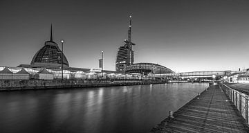 Bremerhaven Havenwelten Panorama (black and white)