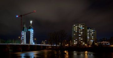 Bouwplaats van de nieuwe pyloonbrug over de Elbe in Maagdenburg