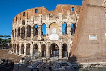 Het Colosseum in Rome in de zomer van t.ART