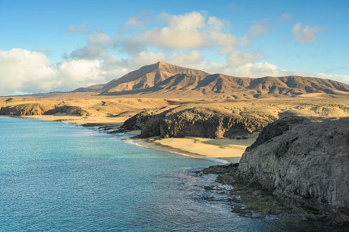 Playa de Papagayo und Hacha Grande auf Lanzarote von Michael Valjak