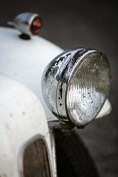 Charon lamp 2 by Wybrich Warns