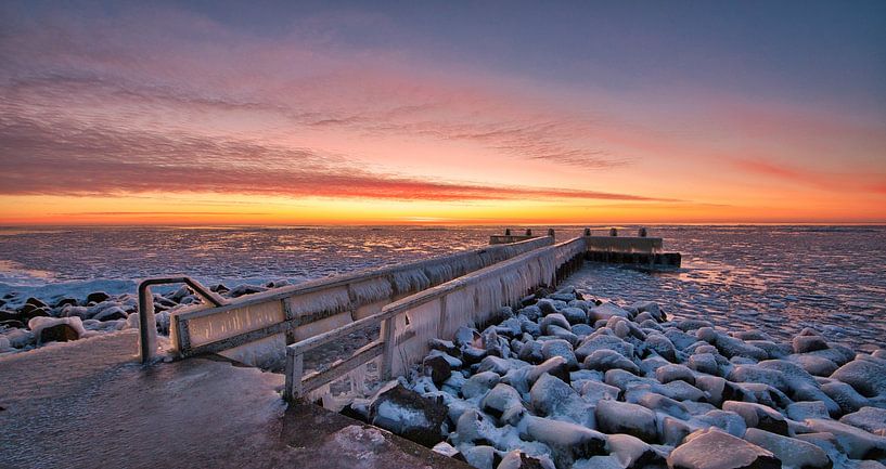Jetty 1 by peterheinspictures