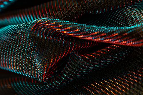 Colour mesh in calm tension