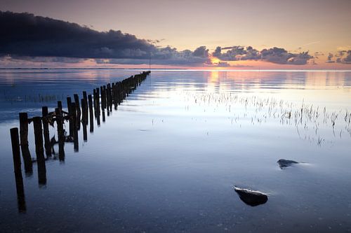 Le calme au bord de la mer