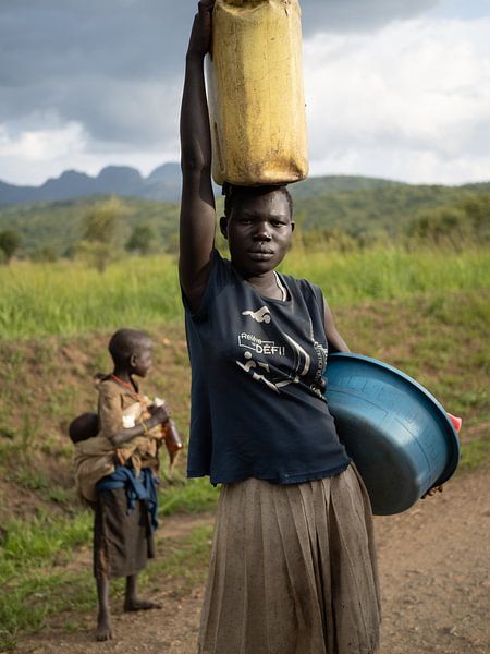 Portrait of children in Uganda by Teun Janssen