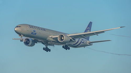 KLM Boeing 777-300 in SkyTeam kleuren.