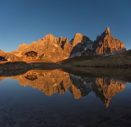 Golden hour sunlight on the mountains - Dolomites, Italy
