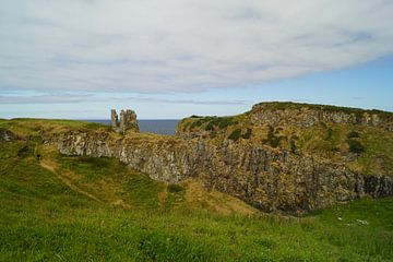 Dunseverick Castle ist die Ruine einer Burg in der Grafschaft Antrim, Nordirland.