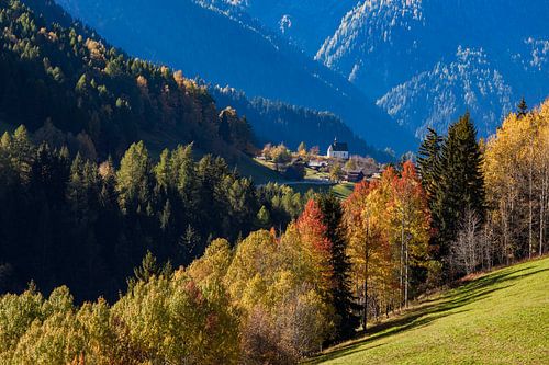 Herfst bij Mühlebach in het Wallis in Zwitserland
