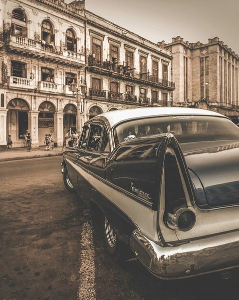 klassieke amerikaanse auto in Havana Cuba 2 van Emily Van Den Broucke