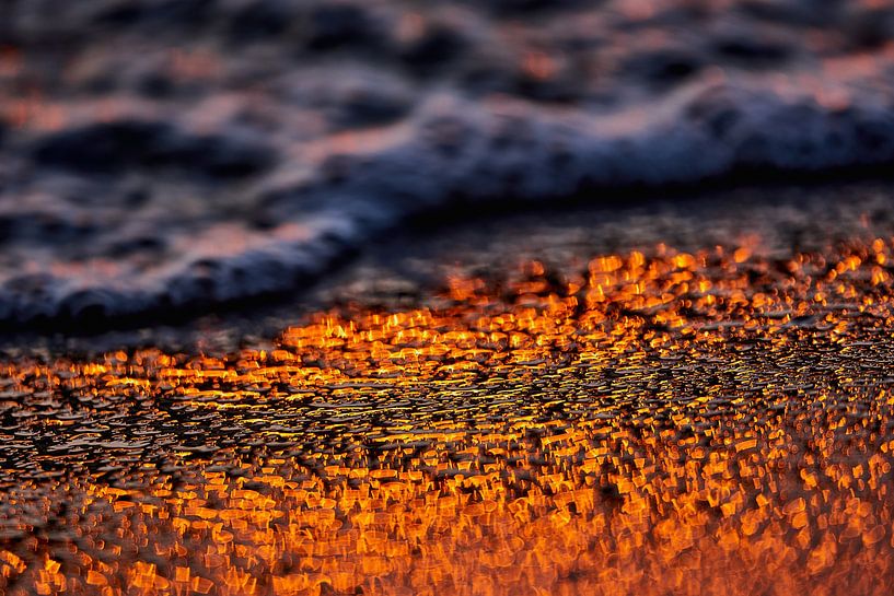 Orange and Blue Abstract Background von Stefan Dinse