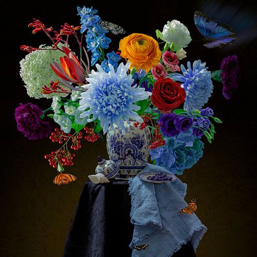 Stilleben Blau und Schwarz