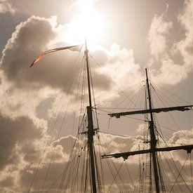 le soleil en haut du mât sur BP67fotografie