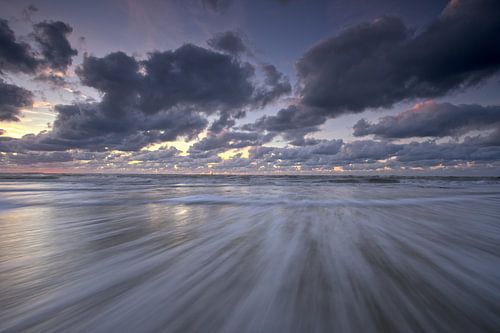 Dynamics by the sea by Art Wittingen