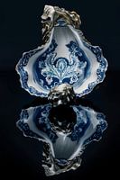 Oyster in Delftware