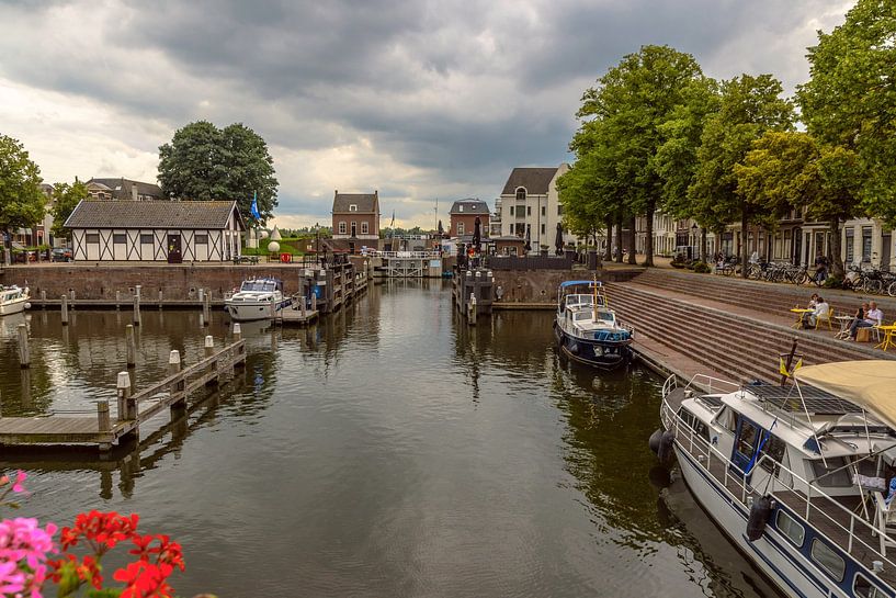 Le centre de Gorinchem et son vieux port historique par Freddie de Roeck