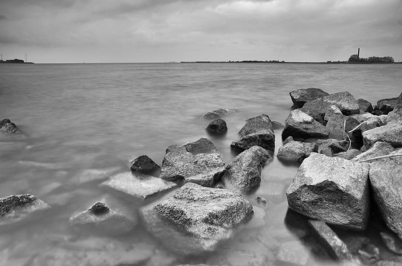 Jetty of granite blocks by Sandra de Heij