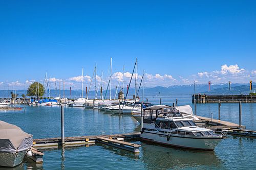 ZWITSERLAND - ROMANSHORN: IDYLLE AAN DE OEVERS VAN HET CONSTANCE-MEER