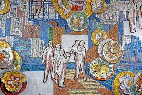 Mosaik am Busbahnhof in Chișinău