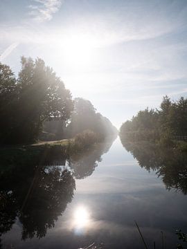 Waterig zonnetje van Piev