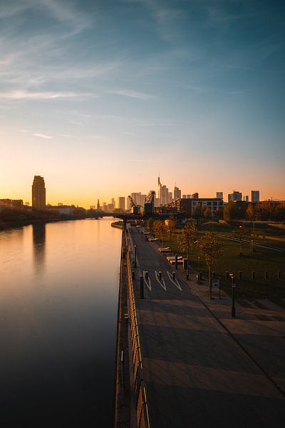 Frankfurt by Hello Pompoyo