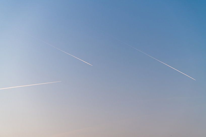 Traces of flying No.9 by mirrorlessphotographer