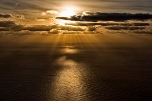 Zonsondergang over de Atlantische Oceaan van Angelika Stern