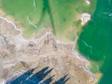 Meer met winterlandschap van Mustafa Kurnaz