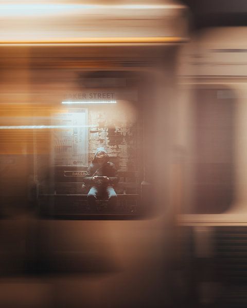 London underground station by Larissa van Hooren