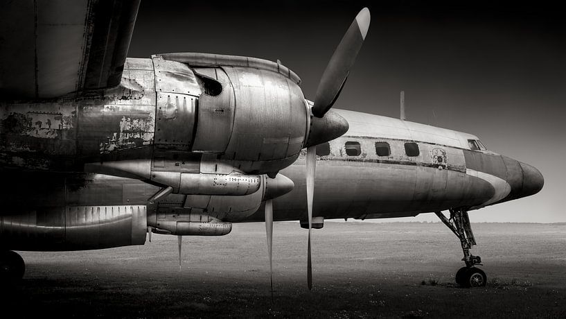 super constellation by Frank Peters