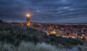 Leuchtturm Brandaris wacht über West-Terschelling von Raoul Baart