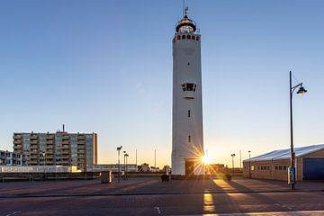 Noordwijk lighthouse at sunrise by Yanuschka Fotografie | Noordwijk