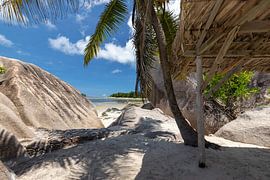 Plage de l'île des Seychelles La Digue sur Reiner Conrad