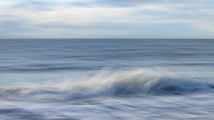 Brechende Wellen 2 von Linda Raaphorst